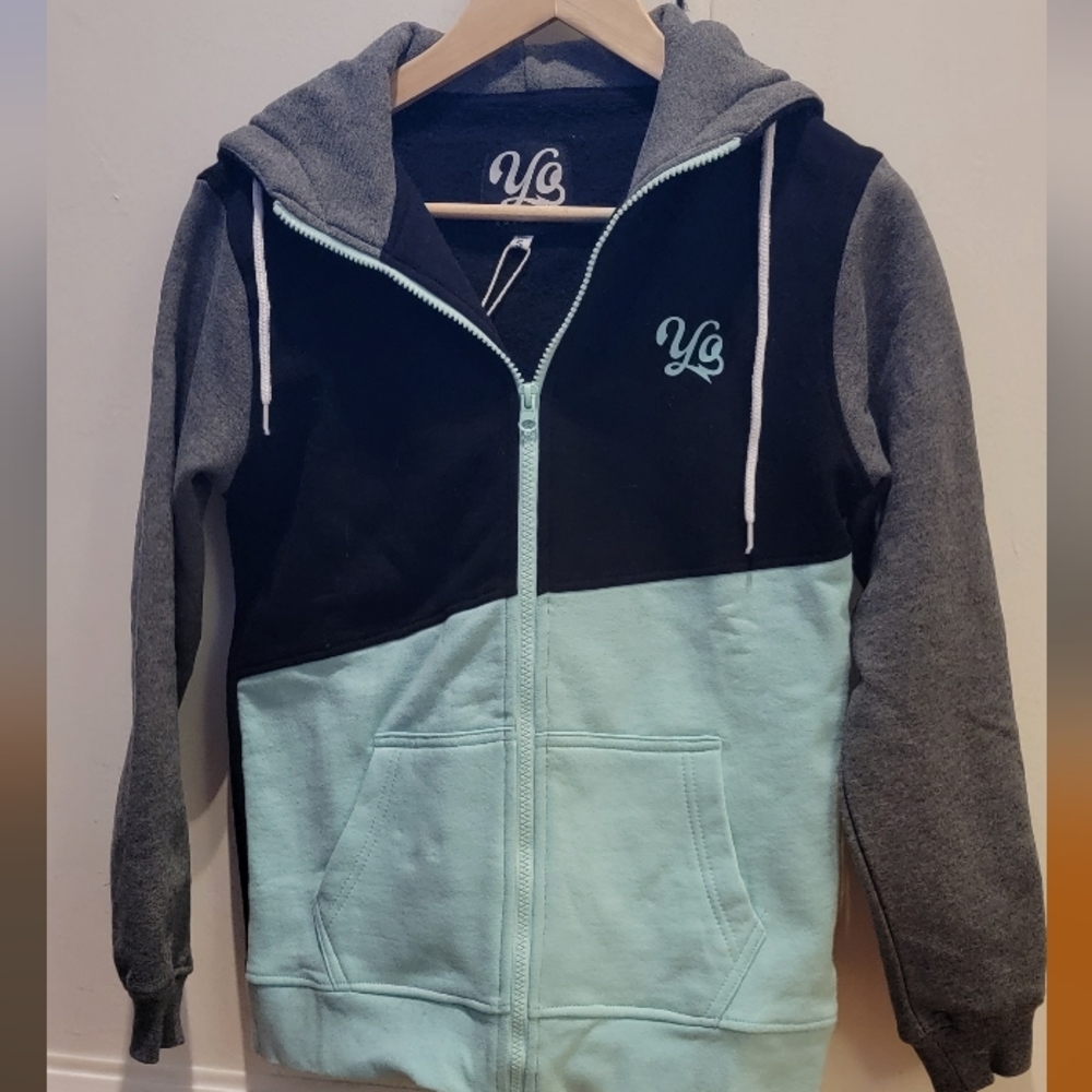 NWT HOODIE, YO Colorado , zip up